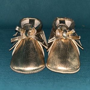 Old Navy Gold Moccasins 💕